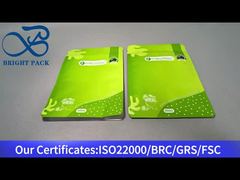 zielona torba z płaskim dnem, zapinana na zamek