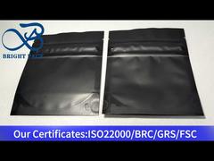 czarne matowe torby zabezpieczające przed dziećmi