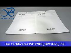 biały duży aluminiowy złożony worek z przejrzystym oknem do butów