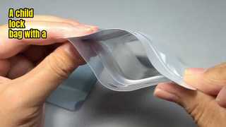 Torba zabezpieczana przed dziećmi z okienkiem