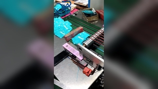 Pokrowiec stojący zabezpieczony przed dziećmi. Patent amerykański. Pokrowiec zabezpieczony przed manipulacją