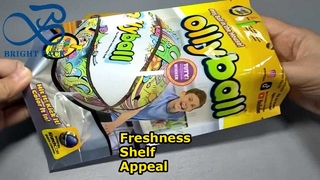 Zamykana, zamykana na zamek torba stojąca