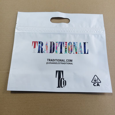 Podnieś torbę żywnościową, zabezpieczoną przed wyciekiem, zamkniętą na nowo, przyjazną dla środowiska opakowanie do sosów, przekąsek, żywności dla zwierząt domowych, certyfikowana przez FDA