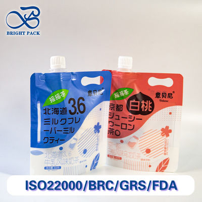 Pojemniki z kijem do napojów, nadające się do spożycia. Opakowania, podlegające recyklingowi i odporne na przecieki.