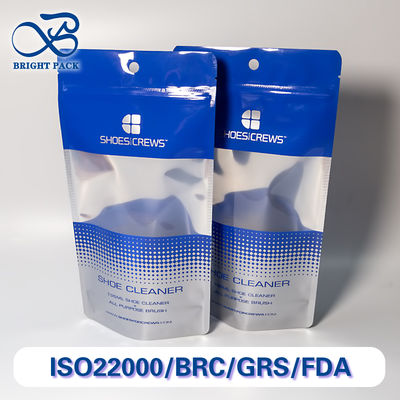 Przenośne torebki typu stand-up z przezroczystymi okienkami do pakowania środków do czyszczenia obuwia, charakteryzujące się wszechstronną funkcjonalnością do użytku w wielu scenariuszach.